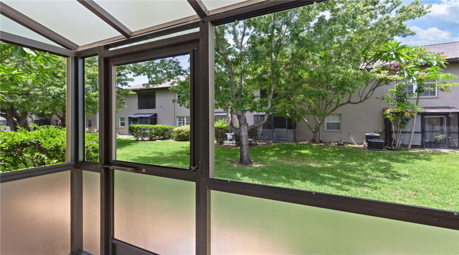 Clearwater, Florida 33764, 2 Bedroom Bedrooms, ,2 Bathroombathrooms,Residential,For Sale,Bay,0,Mfrtb8530131