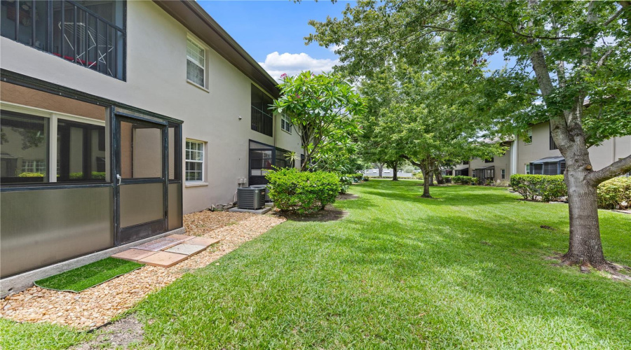 Clearwater, Florida 33764, 2 Bedroom Bedrooms, ,2 Bathroombathrooms,Residential,For Sale,Bay,0,Mfrtb8530131