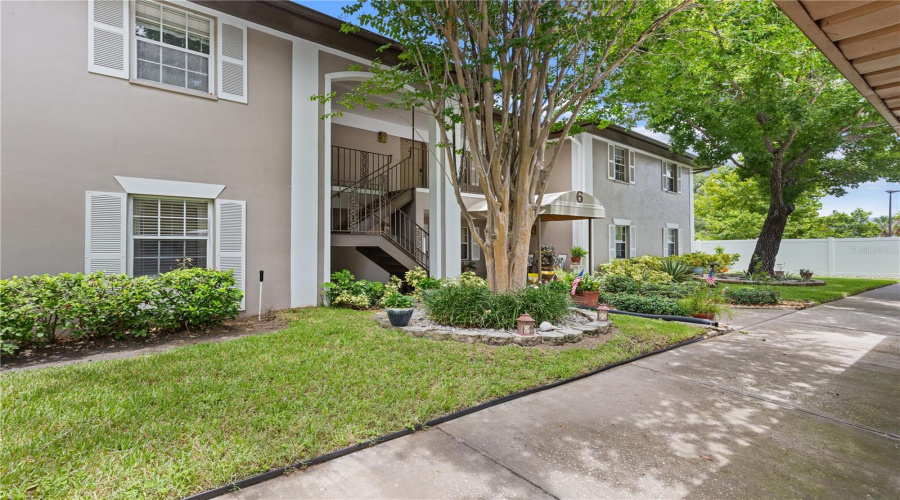 Clearwater, Florida 33764, 2 Bedroom Bedrooms, ,2 Bathroombathrooms,Residential,For Sale,Bay,0,Mfrtb8530131