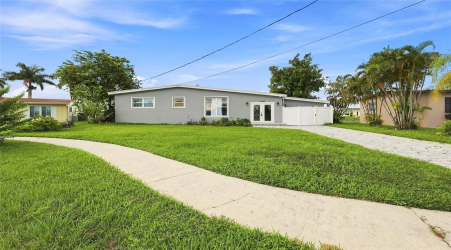 North Port, Florida 34287, 3 Bedroom Bedrooms, ,2 Bathroombathrooms,Residential,For Sale,Angle,0,Mfrc7529699