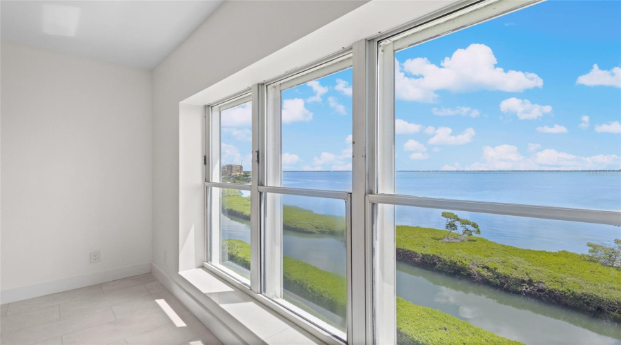 Longboat Key, Florida 34228, 3 Bedroom Bedrooms, ,3 Bathroombathrooms,Residential,For Sale,Harbourside,0,Mfra4697202