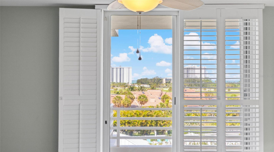 Longboat Key, Florida 34228, 3 Bedroom Bedrooms, ,3 Bathroombathrooms,Residential,For Sale,Harbourside,0,Mfra4697202