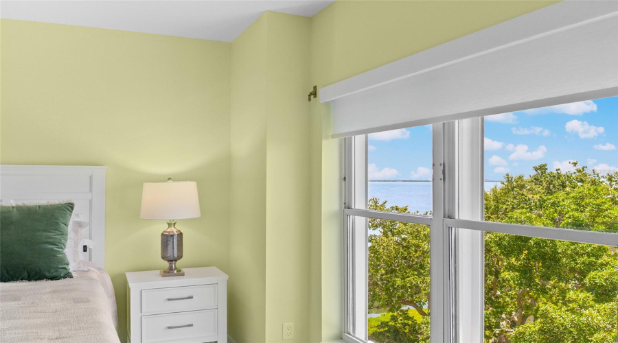 Longboat Key, Florida 34228, 3 Bedroom Bedrooms, ,3 Bathroombathrooms,Residential,For Sale,Harbourside,0,Mfra4697202