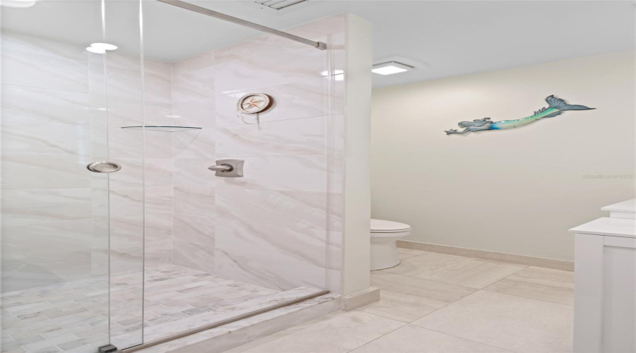 Longboat Key, Florida 34228, 3 Bedroom Bedrooms, ,3 Bathroombathrooms,Residential,For Sale,Harbourside,0,Mfra4697202