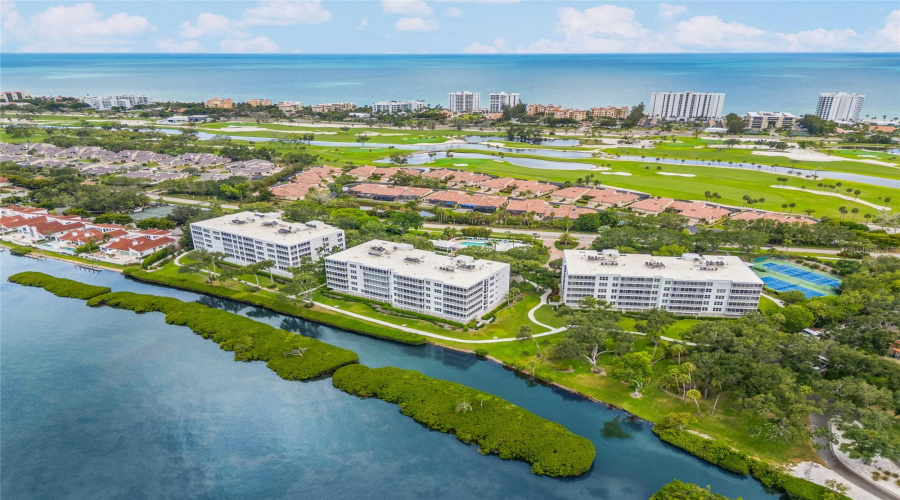 Longboat Key, Florida 34228, 3 Bedroom Bedrooms, ,3 Bathroombathrooms,Residential,For Sale,Harbourside,0,Mfra4697202