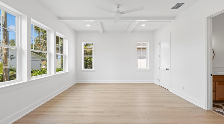 St Petersburg, Florida 33703, 4 Bedroom Bedrooms, ,2 Bathroombathrooms,Residential,For Sale,Mississippi,0,Mfrtb8521432