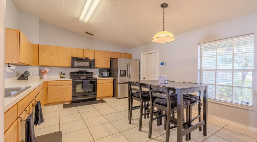 Auburndale, Florida 33823, 3 Bedroom Bedrooms, ,2 Bathroombathrooms,Residential,For Sale,Eagle Point,0,Mfrl4962425