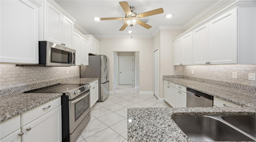 Leesburg, Florida 34748, 3 Bedroom Bedrooms, ,2 Bathroombathrooms,Residential,For Sale,Heritage,0,Mfrom726076