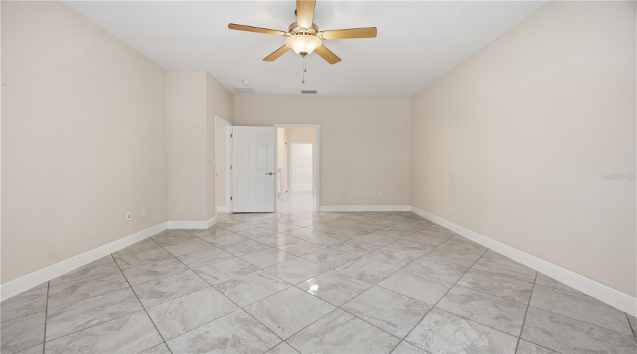 Leesburg, Florida 34748, 3 Bedroom Bedrooms, ,2 Bathroombathrooms,Residential,For Sale,Heritage,0,Mfrom726076