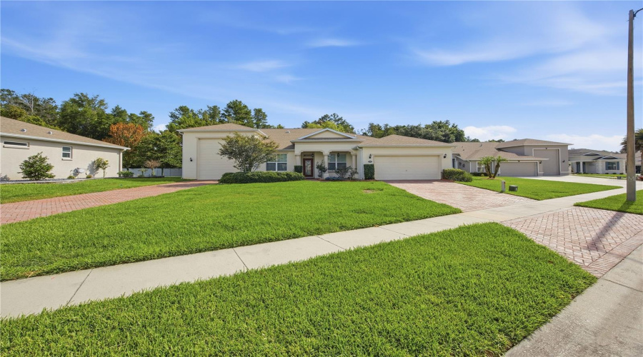 Leesburg, Florida 34748, 3 Bedroom Bedrooms, ,2 Bathroombathrooms,Residential,For Sale,Heritage,0,Mfrom726076