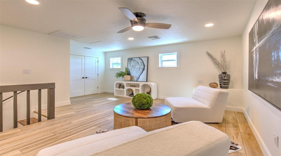 Plant City, Florida 33565, 3 Bedroom Bedrooms, ,3 Bathroombathrooms,Residential,For Sale,Holbrook,0,Mfrtb8527608