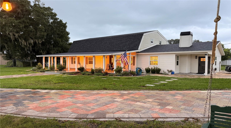Plant City, Florida 33565, 3 Bedroom Bedrooms, ,3 Bathroombathrooms,Residential,For Sale,Holbrook,0,Mfrtb8527608
