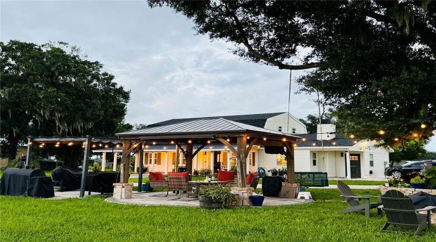 Plant City, Florida 33565, 3 Bedroom Bedrooms, ,3 Bathroombathrooms,Residential,For Sale,Holbrook,0,Mfrtb8527608