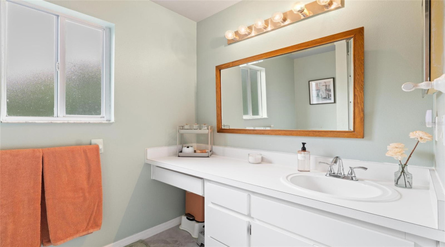 Palm Harbor, Florida 34684, 4 Bedroom Bedrooms, ,3 Bathroombathrooms,Residential,For Sale,Montrose,0,Mfrw7888293