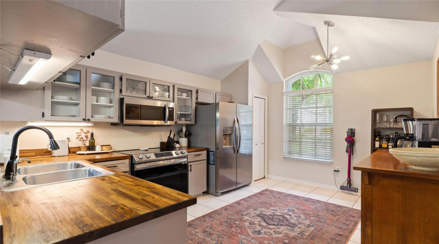 Palm Harbor, Florida 34684, 4 Bedroom Bedrooms, ,3 Bathroombathrooms,Residential,For Sale,Montrose,0,Mfrw7888293