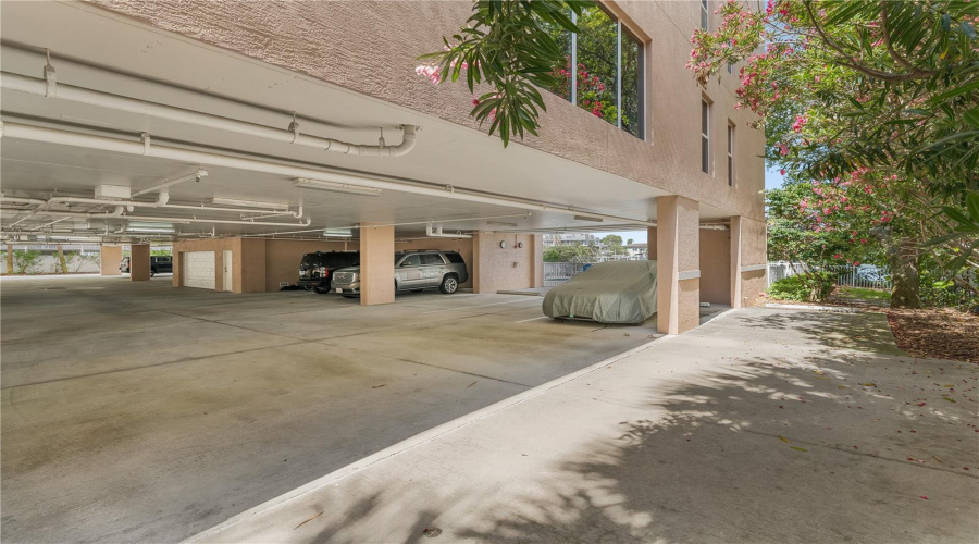 1 Additional Parking, (Uncovered ) Assigned