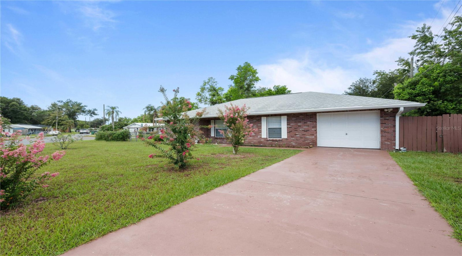 Zephyrhills, Florida 33542, 3 Bedroom Bedrooms, ,2 Bathroombathrooms,Residential,For Sale,Tangerine,0,Mfrtb8523977