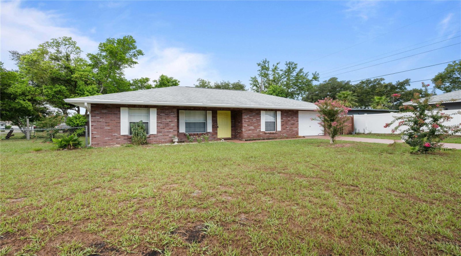 Zephyrhills, Florida 33542, 3 Bedroom Bedrooms, ,2 Bathroombathrooms,Residential,For Sale,Tangerine,0,Mfrtb8523977