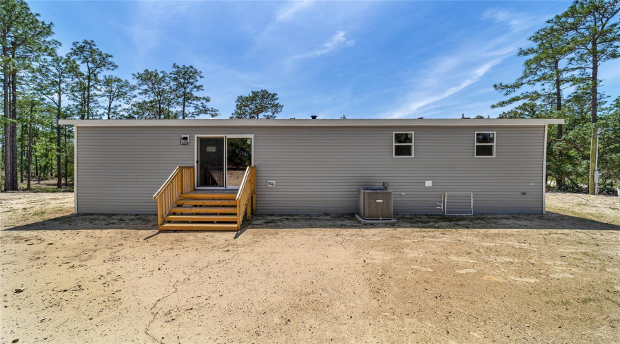 Morriston, Florida 32668, 3 Bedroom Bedrooms, ,2 Bathroombathrooms,Residential,For Sale,21St,0,Mfrgc540951
