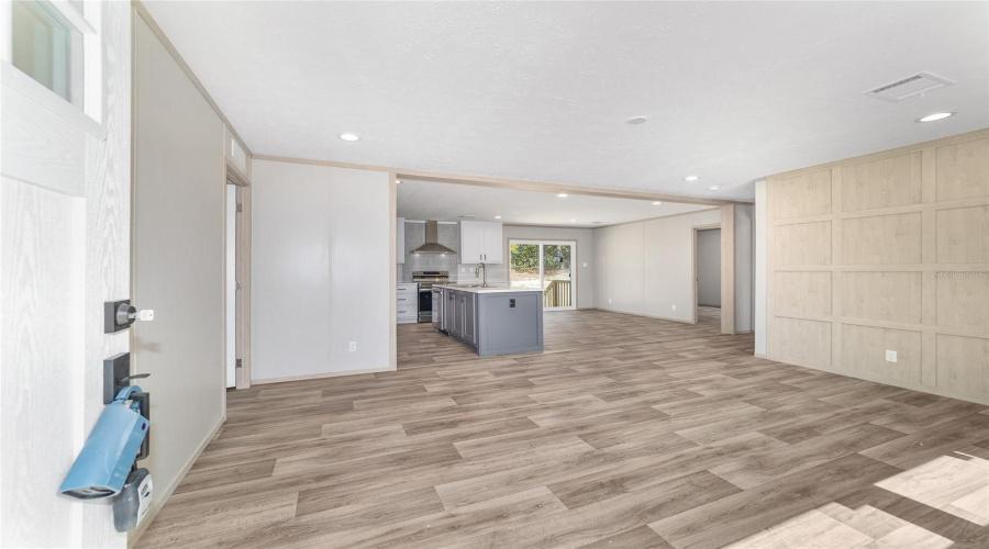Morriston, Florida 32668, 3 Bedroom Bedrooms, ,2 Bathroombathrooms,Residential,For Sale,21St,0,Mfrgc540951