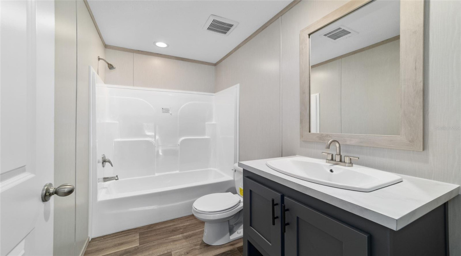 Morriston, Florida 32668, 3 Bedroom Bedrooms, ,2 Bathroombathrooms,Residential,For Sale,21St,0,Mfrgc540951
