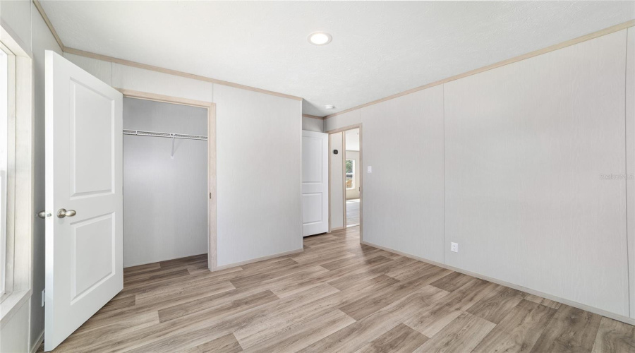 Morriston, Florida 32668, 3 Bedroom Bedrooms, ,2 Bathroombathrooms,Residential,For Sale,21St,0,Mfrgc540951