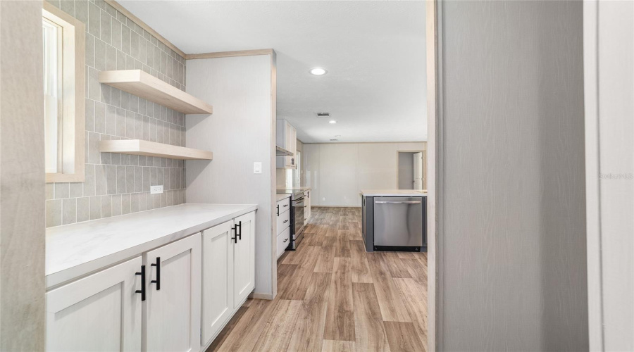 Morriston, Florida 32668, 3 Bedroom Bedrooms, ,2 Bathroombathrooms,Residential,For Sale,21St,0,Mfrgc540951