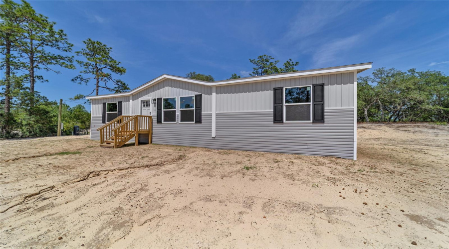Morriston, Florida 32668, 3 Bedroom Bedrooms, ,2 Bathroombathrooms,Residential,For Sale,21St,0,Mfrgc540951