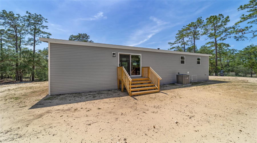 Morriston, Florida 32668, 3 Bedroom Bedrooms, ,2 Bathroombathrooms,Residential,For Sale,21St,0,Mfrgc540951