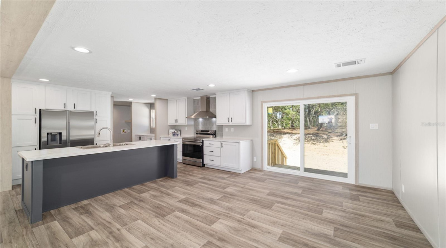 Morriston, Florida 32668, 3 Bedroom Bedrooms, ,2 Bathroombathrooms,Residential,For Sale,21St,0,Mfrgc540951