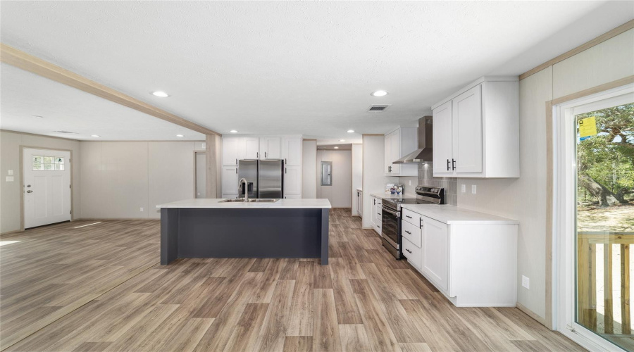 Morriston, Florida 32668, 3 Bedroom Bedrooms, ,2 Bathroombathrooms,Residential,For Sale,21St,0,Mfrgc540951