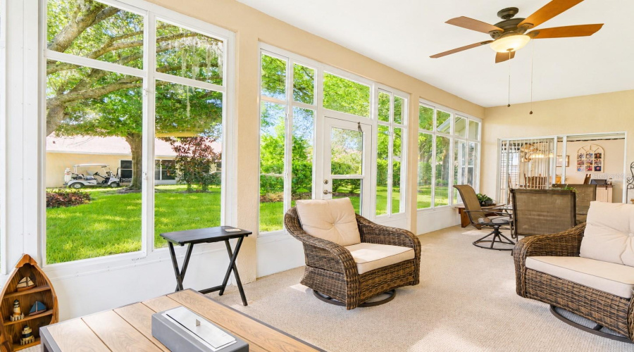 Spacious Florida Room