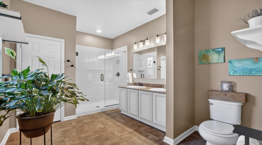 Daytona Beach, Florida 32117, 4 Bedroom Bedrooms, ,2 Bathroombathrooms,Residential,For Sale,Tuscany Chase,0,Mfrfc318291