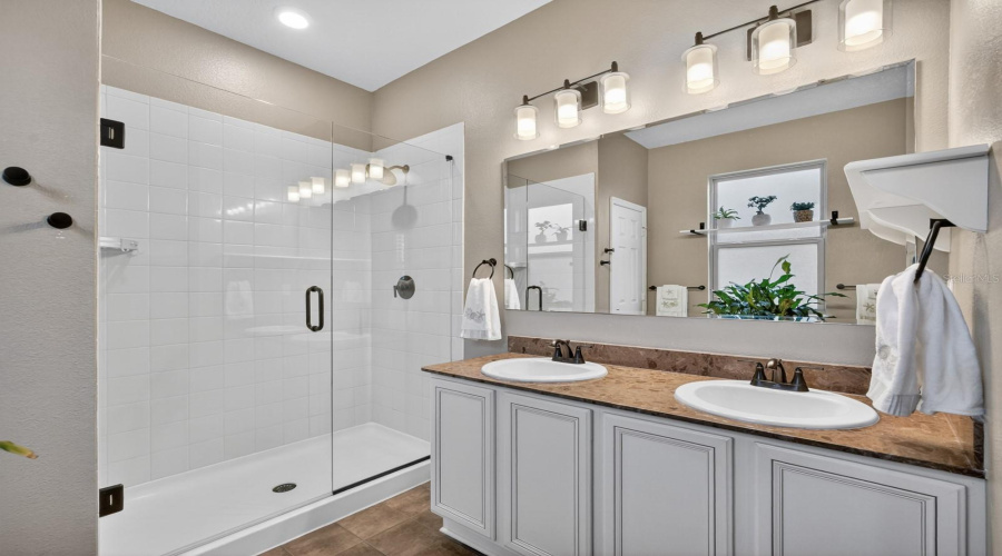 Daytona Beach, Florida 32117, 4 Bedroom Bedrooms, ,2 Bathroombathrooms,Residential,For Sale,Tuscany Chase,0,Mfrfc318291