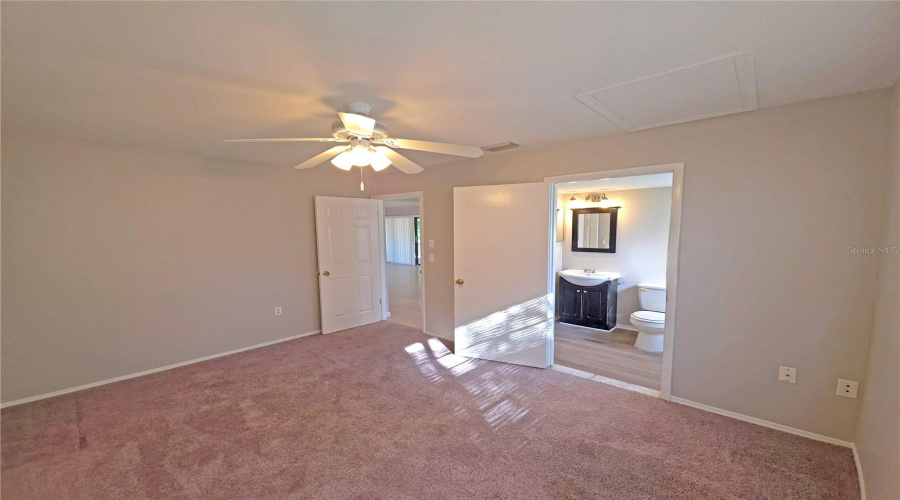 Venice, Florida 34293, 3 Bedroom Bedrooms, ,2 Bathroombathrooms,Residential,For Sale,South Venice,0,Mfrd6148356