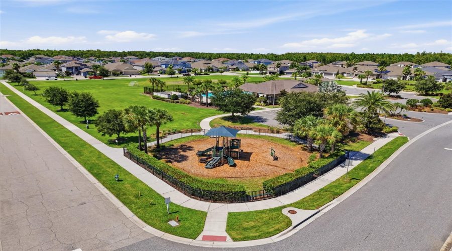 Orlando, Florida 32824, 4 Bedroom Bedrooms, ,3 Bathroombathrooms,Residential,For Sale,Dammar,0,Mfrs5156320