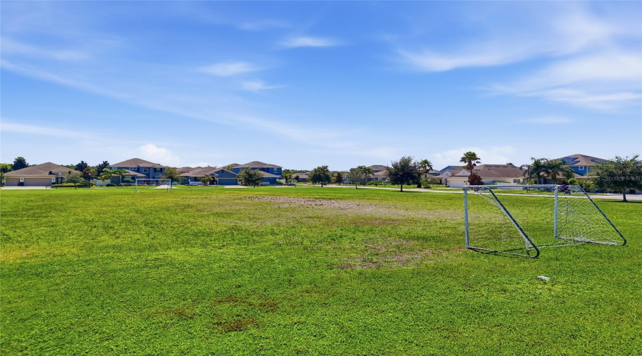Orlando, Florida 32824, 4 Bedroom Bedrooms, ,3 Bathroombathrooms,Residential,For Sale,Dammar,0,Mfrs5156320