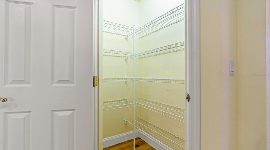 Deland, Florida 32724, 3 Bedroom Bedrooms, ,2 Bathroombathrooms,Residential,For Sale,Taylor,0,Mfrv4950035
