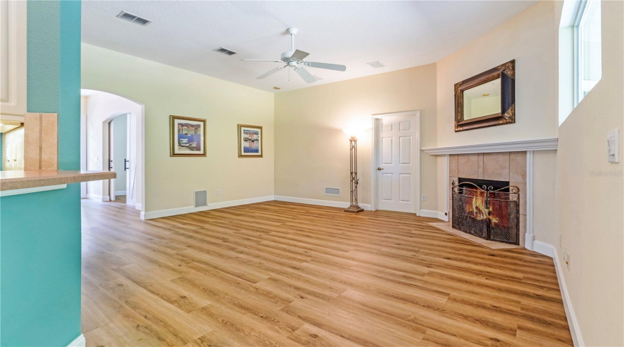 Deland, Florida 32724, 3 Bedroom Bedrooms, ,2 Bathroombathrooms,Residential,For Sale,Taylor,0,Mfrv4950035
