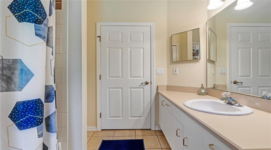 Deland, Florida 32724, 3 Bedroom Bedrooms, ,2 Bathroombathrooms,Residential,For Sale,Taylor,0,Mfrv4950035