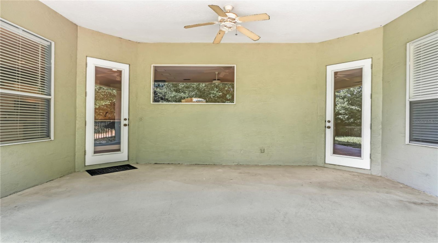 Deland, Florida 32724, 3 Bedroom Bedrooms, ,2 Bathroombathrooms,Residential,For Sale,Taylor,0,Mfrv4950035