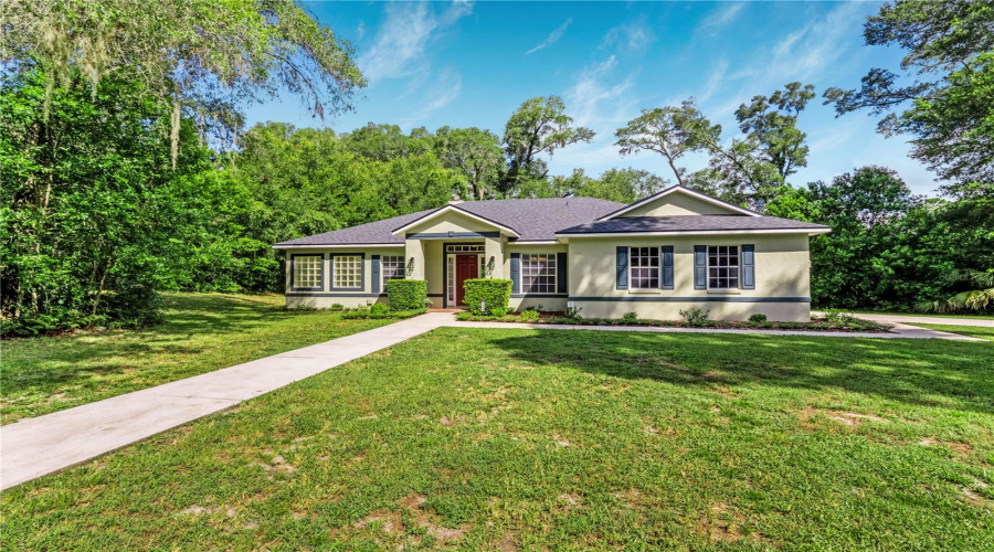 Deland, Florida 32724, 3 Bedroom Bedrooms, ,2 Bathroombathrooms,Residential,For Sale,Taylor,0,Mfrv4950035