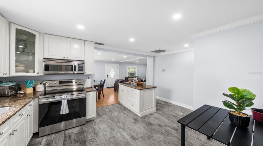 Tampa, Florida 33604, 3 Bedroom Bedrooms, ,2 Bathroombathrooms,Residential,For Sale,40Th,0,Mfrtb8542866