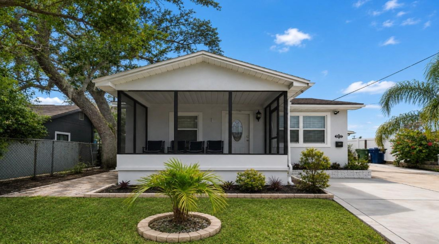 Tampa, Florida 33604, 3 Bedroom Bedrooms, ,2 Bathroombathrooms,Residential,For Sale,40Th,0,Mfrtb8542866
