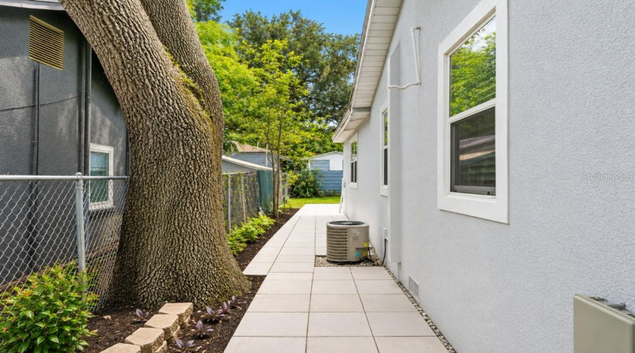 Tampa, Florida 33604, 3 Bedroom Bedrooms, ,2 Bathroombathrooms,Residential,For Sale,40Th,0,Mfrtb8542866