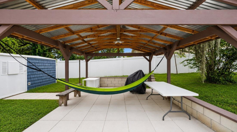 Tampa, Florida 33604, 3 Bedroom Bedrooms, ,2 Bathroombathrooms,Residential,For Sale,40Th,0,Mfrtb8542866