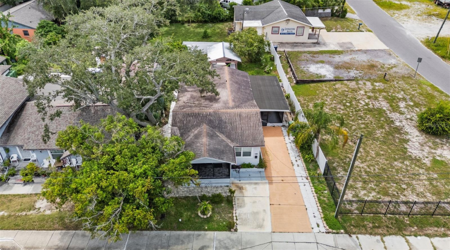 Tampa, Florida 33604, 3 Bedroom Bedrooms, ,2 Bathroombathrooms,Residential,For Sale,40Th,0,Mfrtb8542866