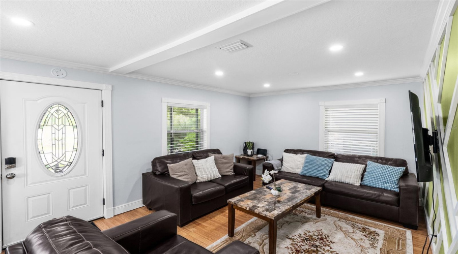 Tampa, Florida 33604, 3 Bedroom Bedrooms, ,2 Bathroombathrooms,Residential,For Sale,40Th,0,Mfrtb8542866