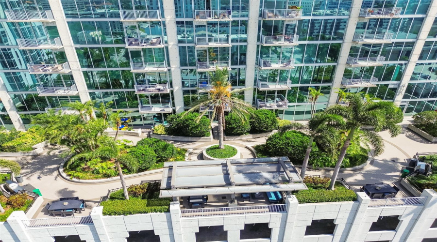 Tampa, Florida 33602, 1 Bedroom Bedrooms, ,1 Bathroombathrooms,Residential,For Sale,Ashley,0,Mfrtb8509219