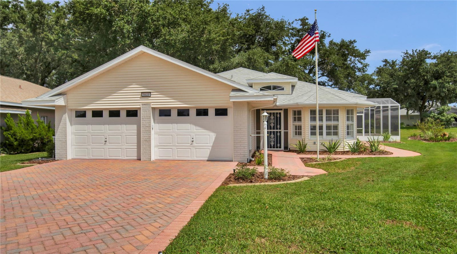 Leesburg, Florida 34748, 3 Bedroom Bedrooms, ,2 Bathroombathrooms,Residential,For Sale,Prince Andrew,0,Mfrg5115728